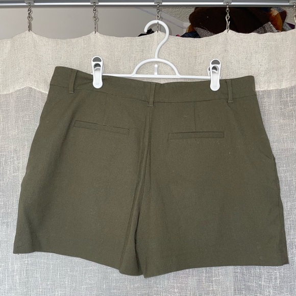 Short / size XL - Picture 2 of 5